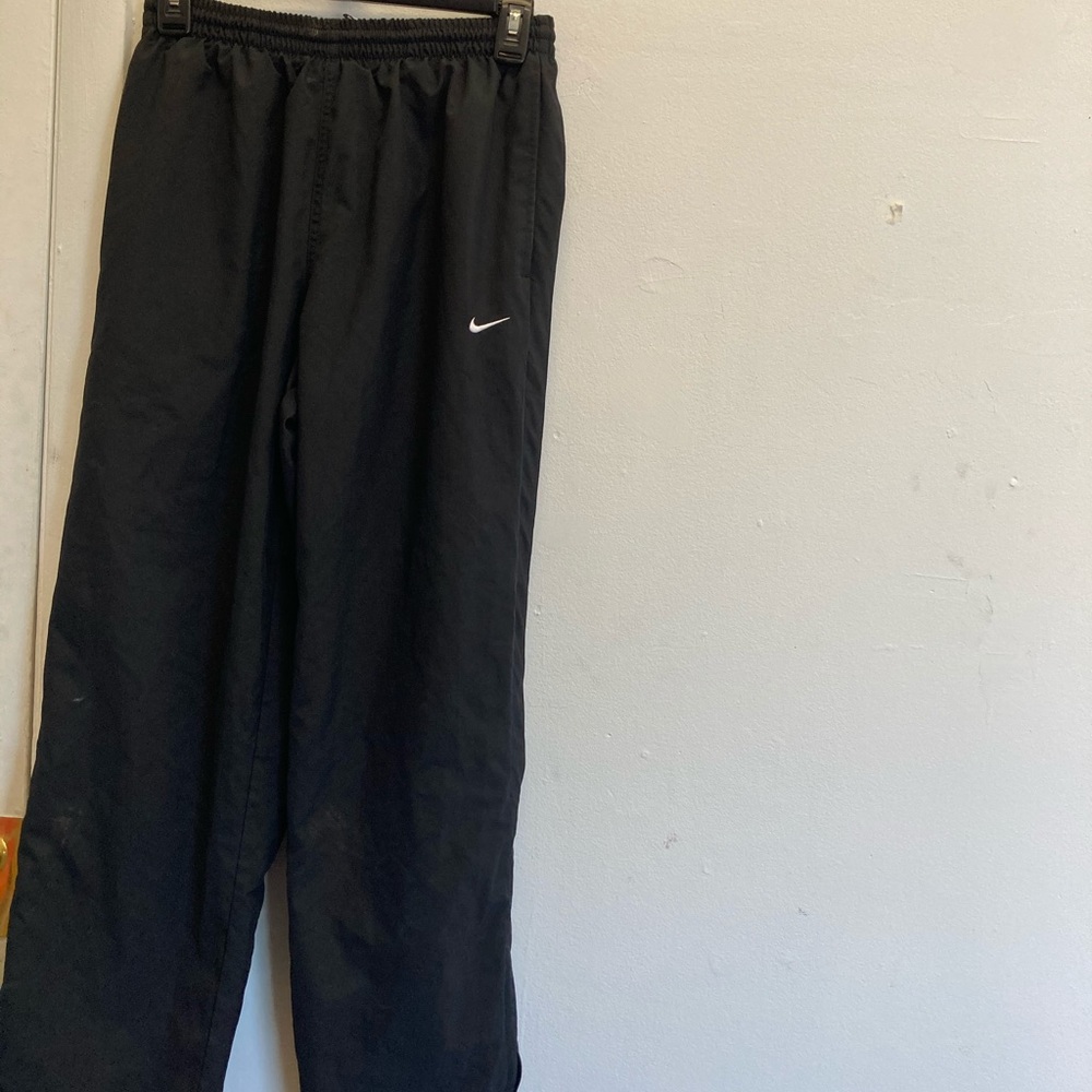 Baggy Nike sweatpants!!